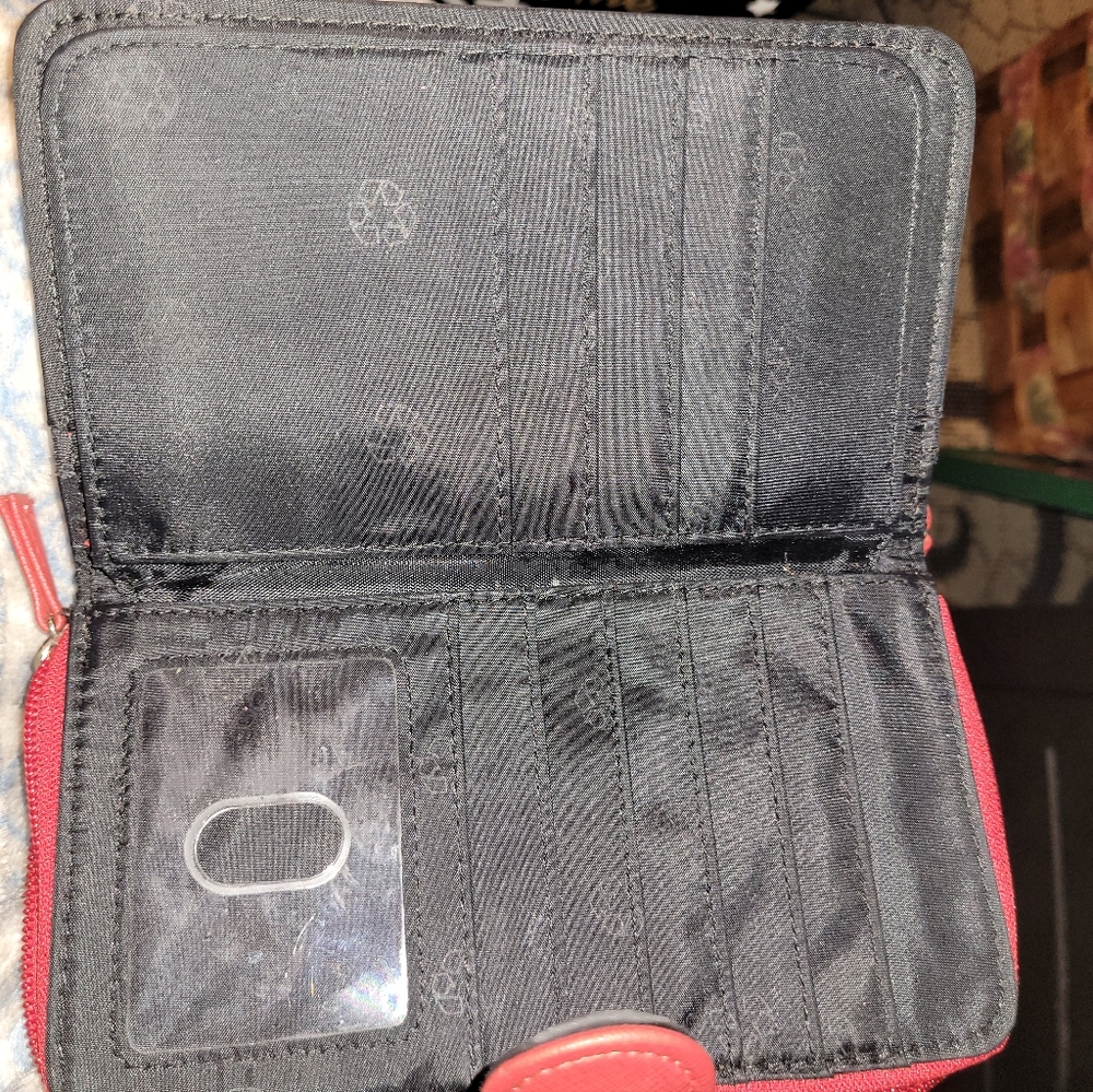 Guinuine Leather Safe Keeper Wallet W/Wrist Strap View 2
